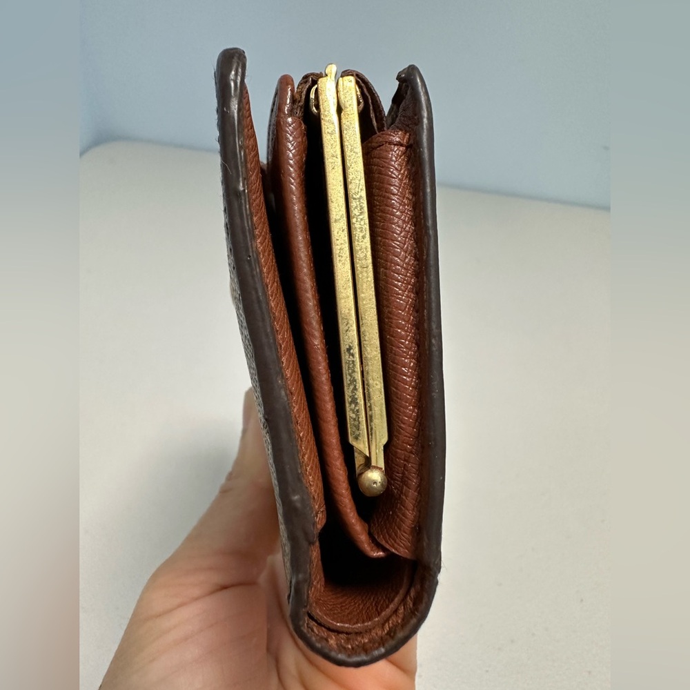 louis vuitton monogram Bifold Wallet - Picture 15 of 16